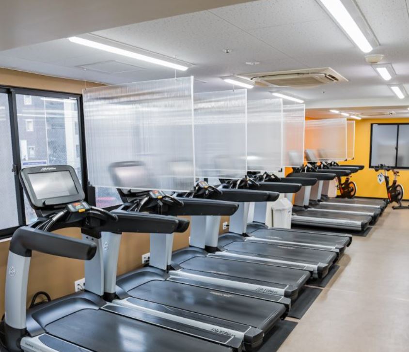 エニタイムフィットネス 十三店 / 大阪府大阪市淀川区 / 阪急京都線